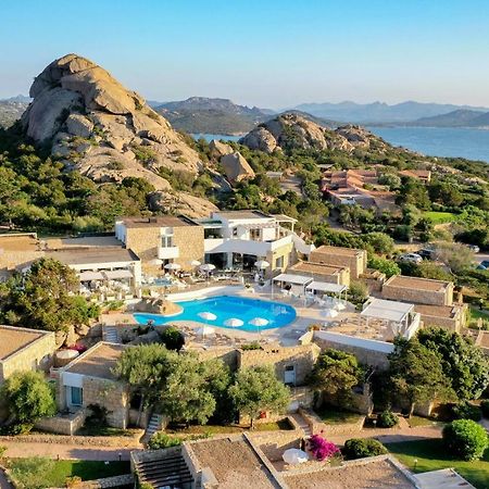 Hotel Grand Relais Dei Nuraghi (Adults Only) Бая Сардиния Екстериор снимка