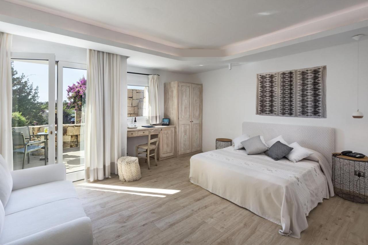 Hotel Grand Relais Dei Nuraghi (Adults Only) Бая Сардиния Екстериор снимка