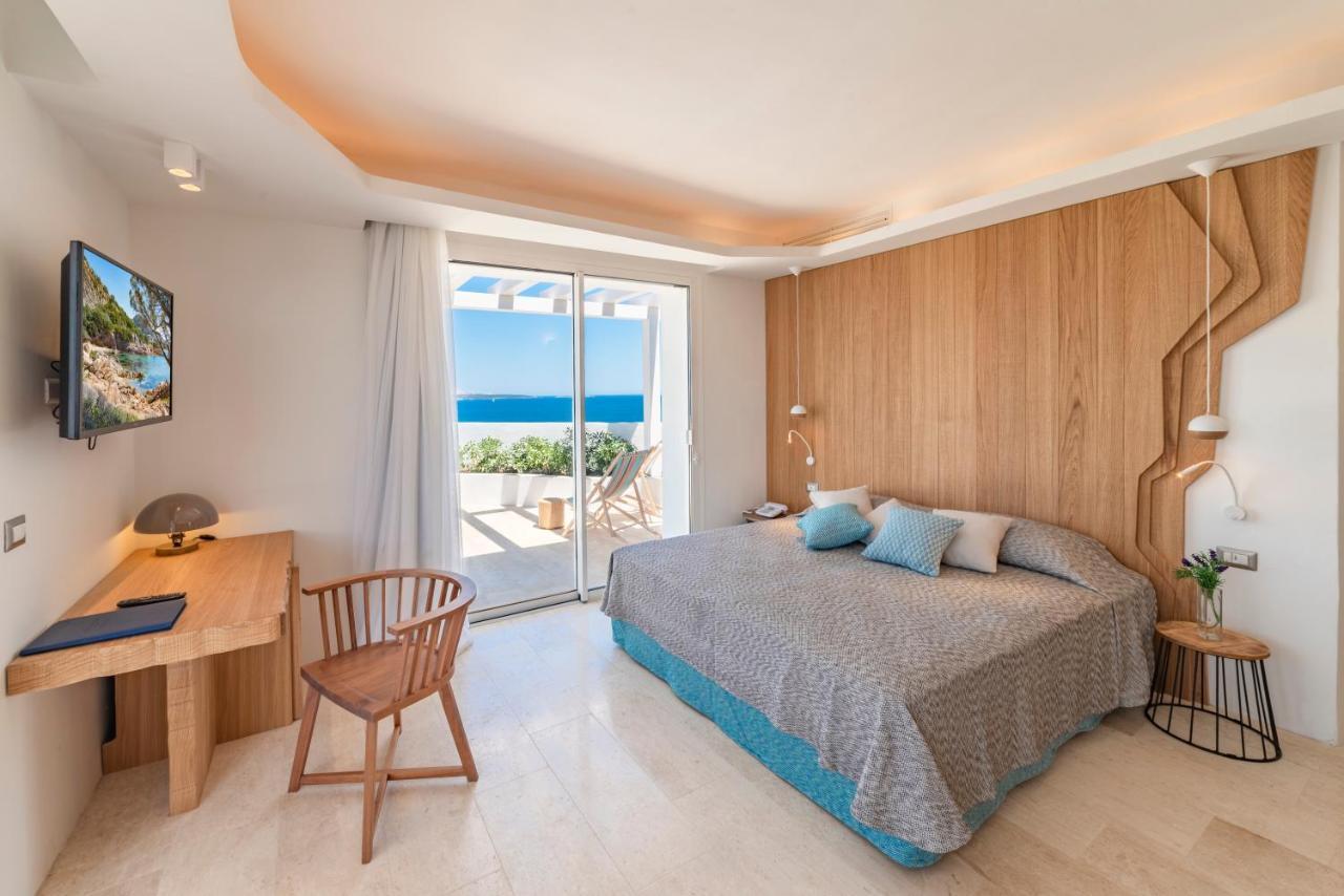 Hotel Grand Relais Dei Nuraghi (Adults Only) Бая Сардиния Екстериор снимка