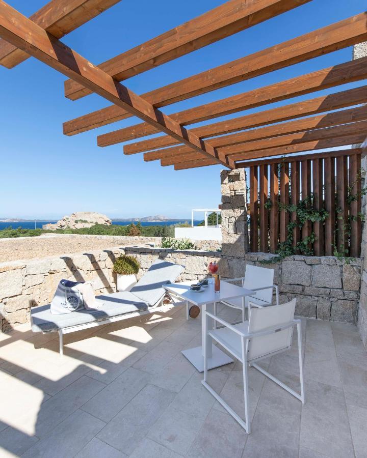 Hotel Grand Relais Dei Nuraghi (Adults Only) Бая Сардиния Екстериор снимка