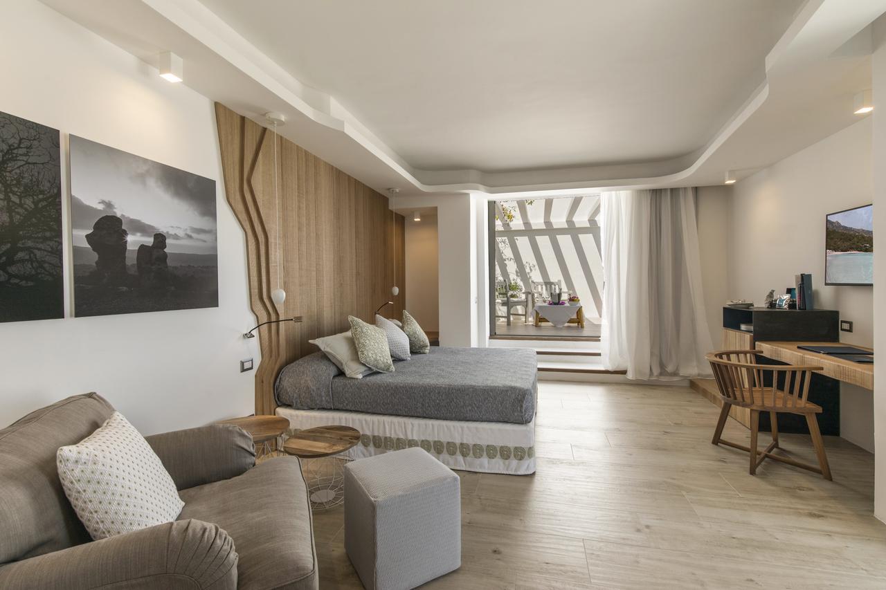 Hotel Grand Relais Dei Nuraghi (Adults Only) Бая Сардиния Екстериор снимка
